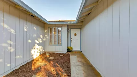 3643 Capricorn Way, Redding, CA 96002 photo 2