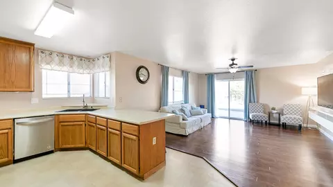 3643 Capricorn Way, Redding, CA 96002 photo 11