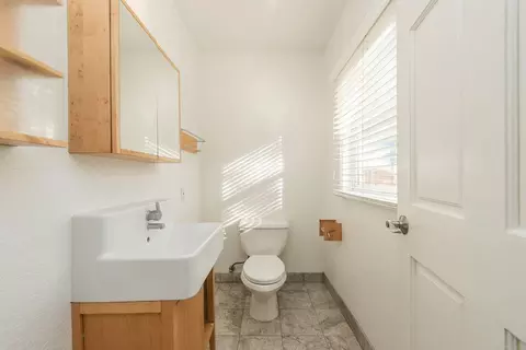 2183 California St, Redding, CA 96001 photo 32