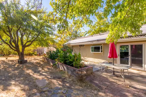 1929 Kildare Dr, Redding, CA 96001 photo 22