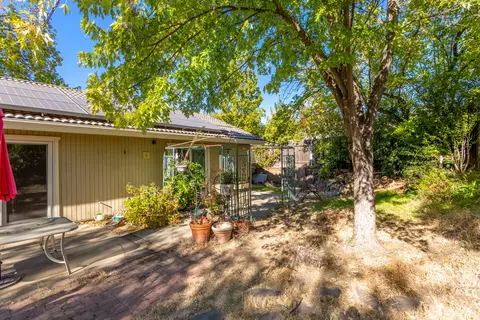 1929 Kildare Dr, Redding, CA 96001 photo 24