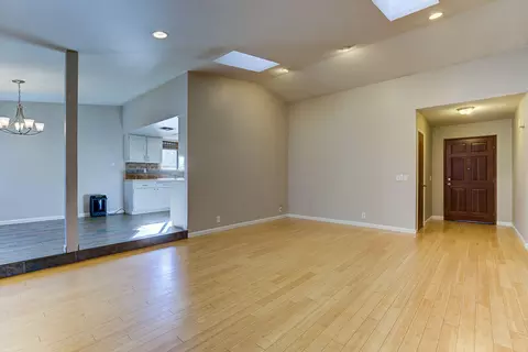 3277 Floral Way, Redding, CA 96002 photo 5