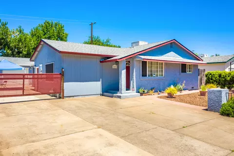 2092 Jupiter Ter, Redding, CA 96002 photo 1