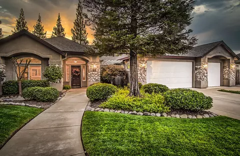 3334 Kentwood Dr, Redding, CA 96002 photo 3