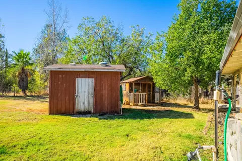 2415 Alden Ave, Redding, CA 96002 photo 13