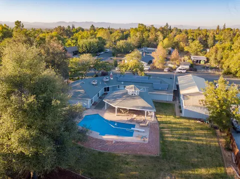 6845 Granada Dr, Redding, CA 96002 photo 40
