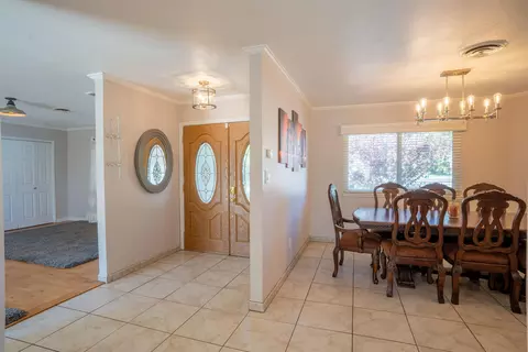 6845 Granada Dr, Redding, CA 96002 photo 12