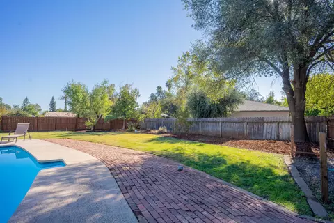 6845 Granada Dr, Redding, CA 96002 photo 29