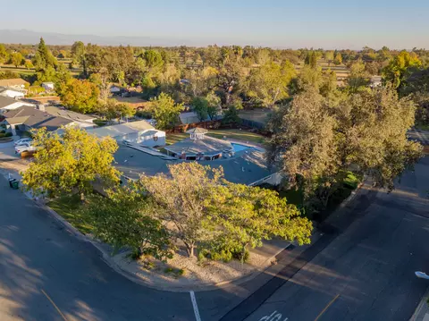6845 Granada Dr, Redding, CA 96002 photo 36