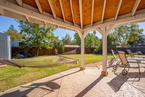 6845 Granada Dr, Redding, CA 96002 photo 35