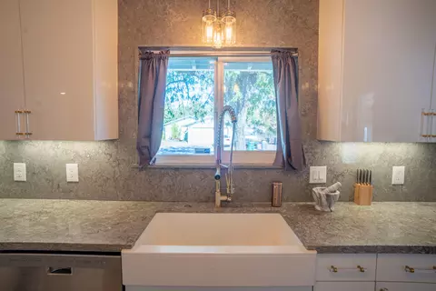 6845 Granada Dr, Redding, CA 96002 photo 10