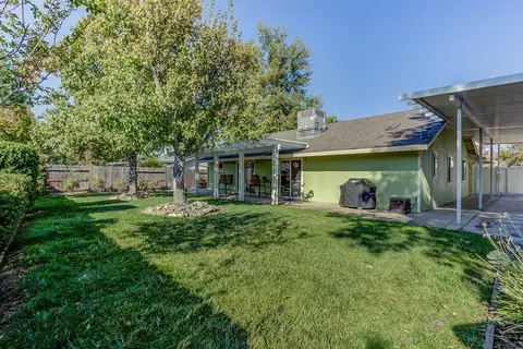 2711 Atrium Way, Redding, CA 96003 photo 25