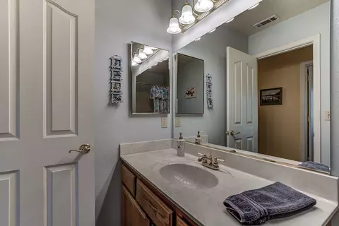 2711 Atrium Way, Redding, CA 96003 photo 12