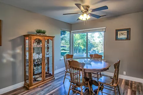 3554 Wasatch Dr, Redding, CA 96001 photo 8
