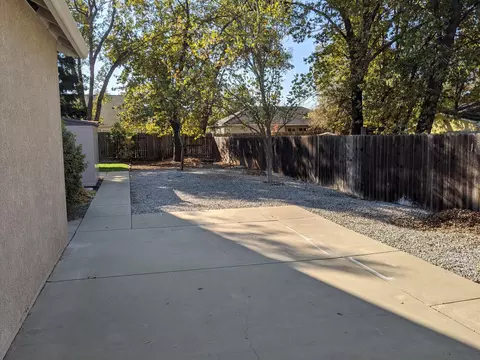 1355 Madewood Ln, Redding, CA 96002 photo 6