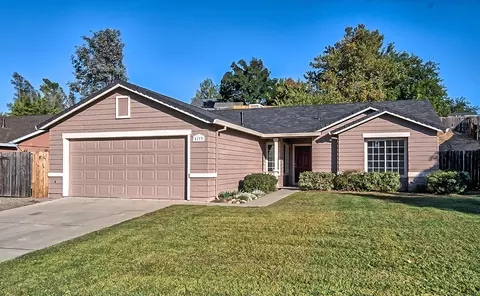 1173 Grouse Dr, Redding, CA 96003 photo 1
