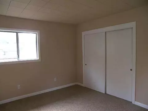 583 Hartnell Ave, Redding, CA 96002 photo 5