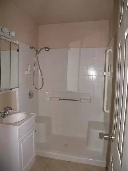 583 Hartnell Ave, Redding, CA 96002 photo 7