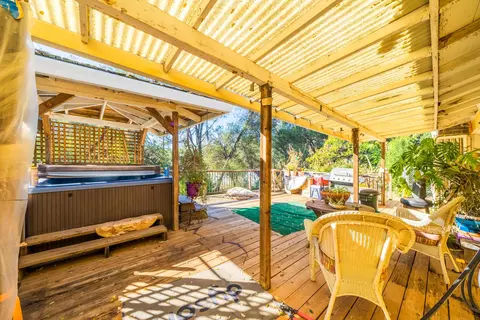 12709 Williamson Rd, Redding, CA 96003 photo 12