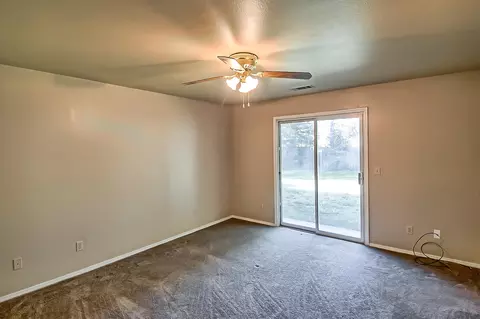 3438 Billings Dr, Redding, CA 96002 photo 5