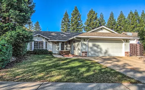 3438 Billings Dr, Redding, CA 96002 photo 1