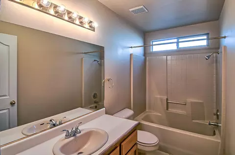 3438 Billings Dr, Redding, CA 96002 photo 11