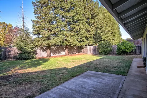 3438 Billings Dr, Redding, CA 96002 photo 12