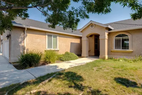 431 James Ave, Red Bluff, CA 96080 photo 2