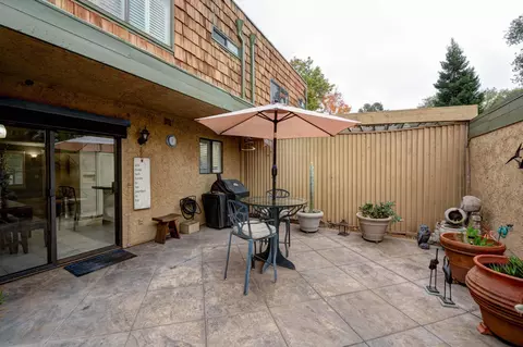 3083 Northwoods Way, Redding, CA 96002 photo 16