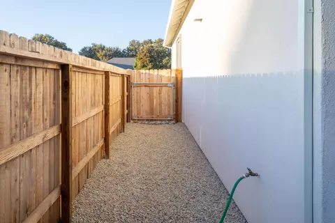 1445 Acacia St, Red Bluff, CA 96080 photo 35