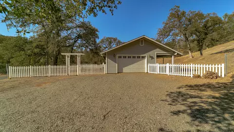 7015 Eagle, Corning, CA 96021 photo 1