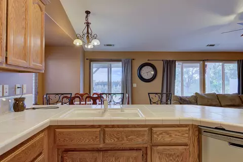 3997 Sunglow Dr, Redding, CA 96001 photo 10