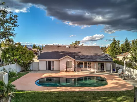3997 Sunglow Dr, Redding, CA 96001 photo 1