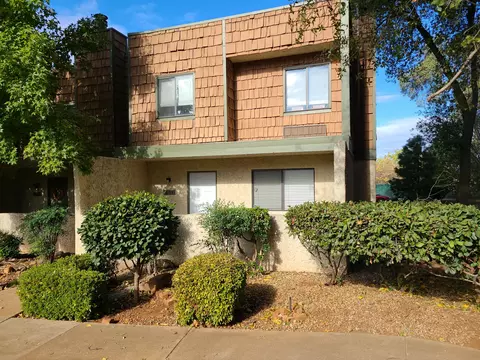 3051 Northwoods Way, Redding, CA 96002 photo 2