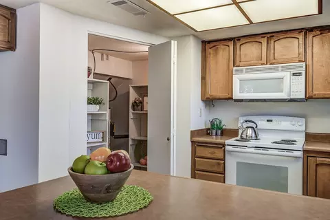3051 Northwoods Way, Redding, CA 96002 photo 12