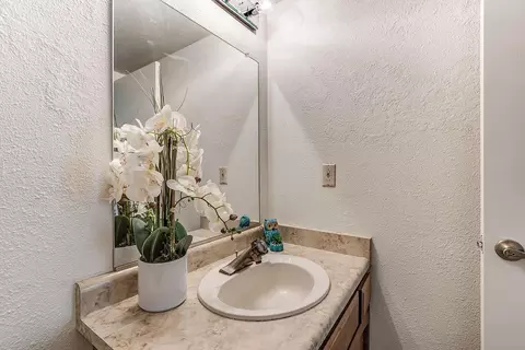 3051 Northwoods Way, Redding, CA 96002 photo 13