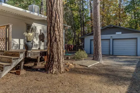 20719 Doney, Lakehead, CA 96051 photo 2