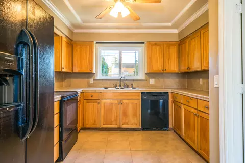 3149 Veda St, Redding, CA 96001 photo 9