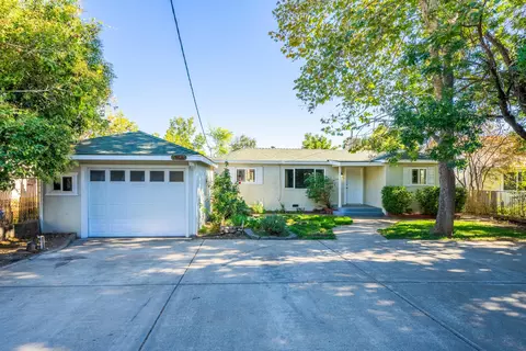 3149 Veda St, Redding, CA 96001 photo 1