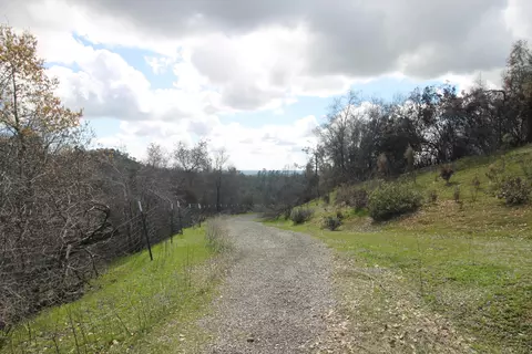 9450 Magic Cir, Redding, CA 96001 photo 14