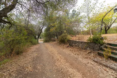 12736 Lake Blvd, Redding, CA 96003 photo 23
