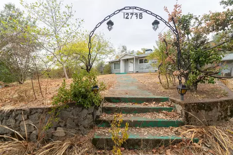 12736 Lake Blvd, Redding, CA 96003 photo 26