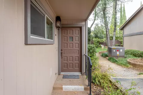 1907 Bechelli Ln, Redding, CA 96002 photo 3