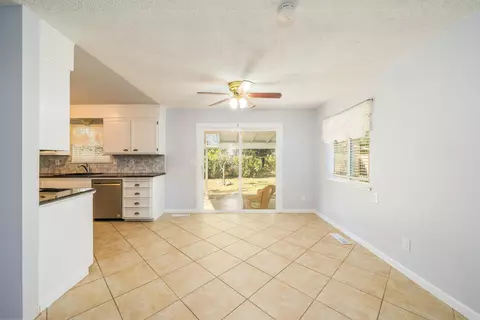 7032 Reflection St, Redding, CA 96001 photo 5