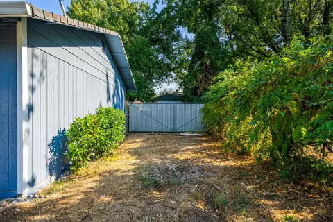 7032 Reflection St, Redding, CA 96001 photo 14