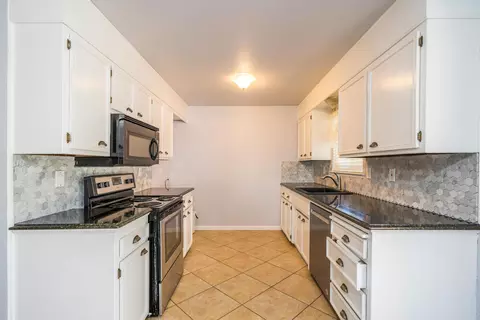 7032 Reflection St, Redding, CA 96001 photo 6