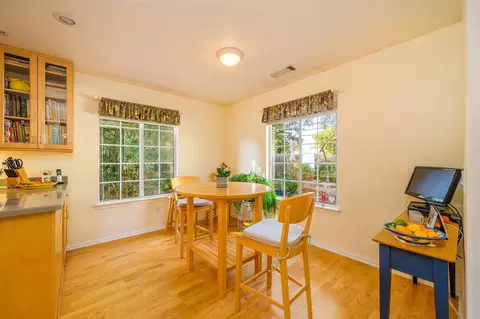 2366 Castlewood Dr, Redding, CA 96002 photo 12
