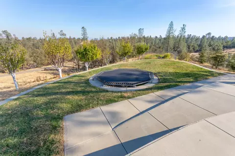 15185 Diggins Way, Redding, CA 96001 photo 35