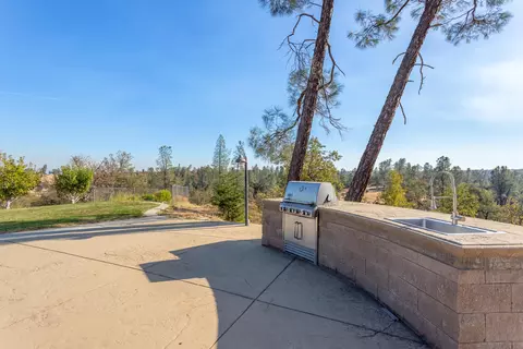 15185 Diggins Way, Redding, CA 96001 photo 34