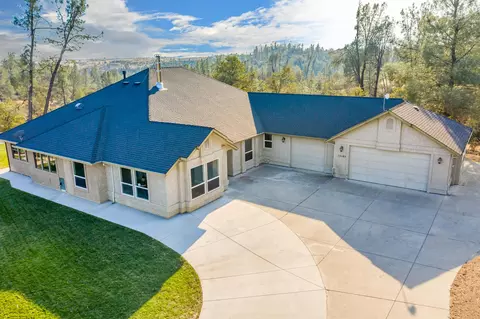 15185 Diggins Way, Redding, CA 96001 photo 1